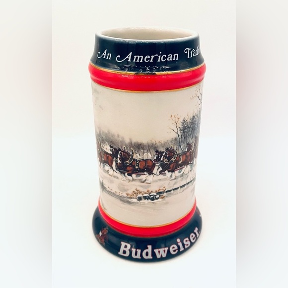 Vintage 1990 Budweiser Holiday Beer Stein An American Tradition Clydesdales - Picture 4 of 9
